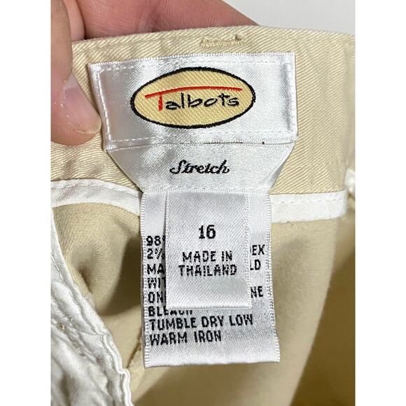 Talbots Pleated Shorts Khakis Chino Beige Cuffed High Rise Stretch Womens 16 - Picture 4 of 5